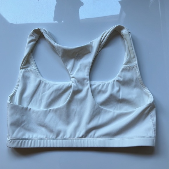 Balance Athletica Core Bra in Cloud M - Picture 2 of 3